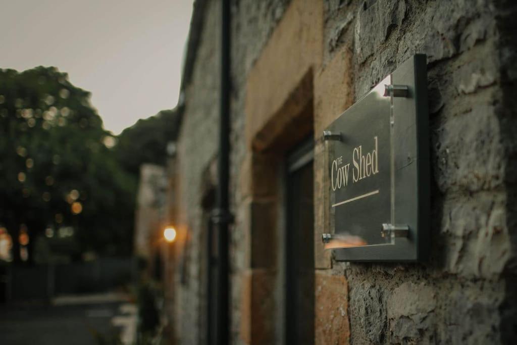 The Cow Shed Villa Tideswell Exterior photo